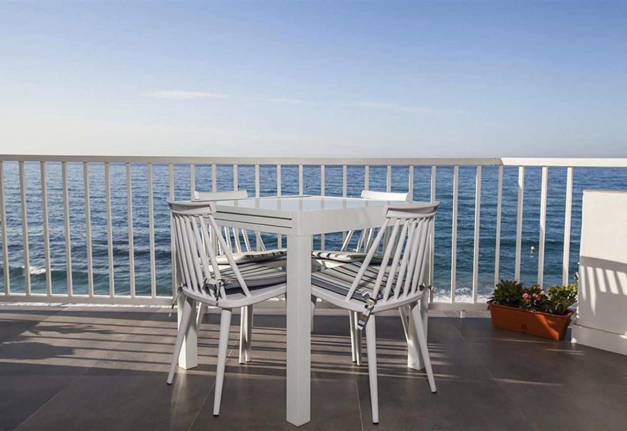 Super Front Line Modern New Apartm Nerja Exterior foto