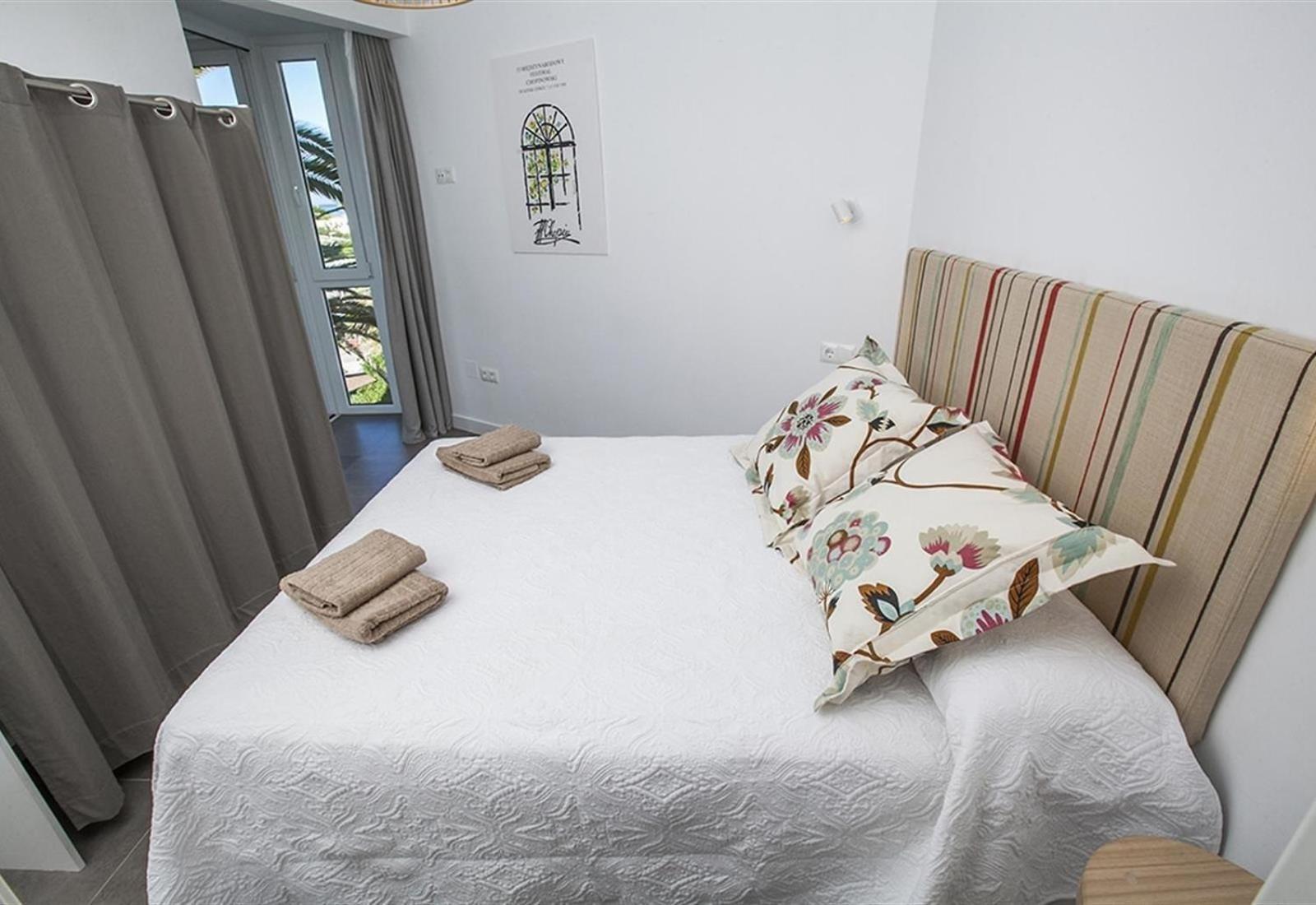 Super Front Line Modern New Apartm Nerja Exterior foto